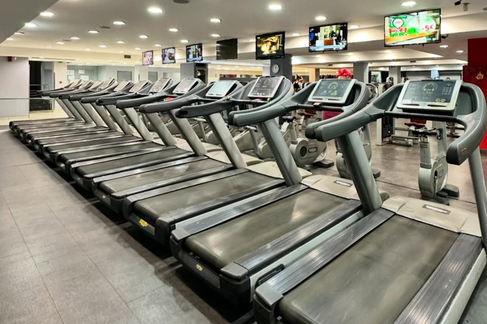 YAVA FITNESS CENTER AGIOS DIMITRIOS