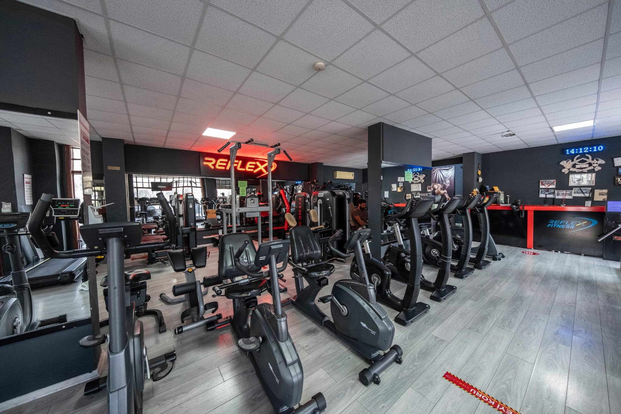 Reflex Fitness spor salonu