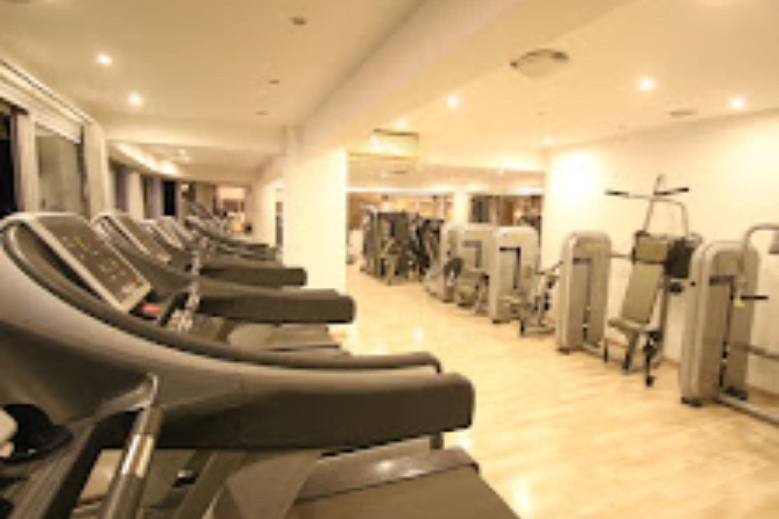 GYMANIA FITNESS CLUB