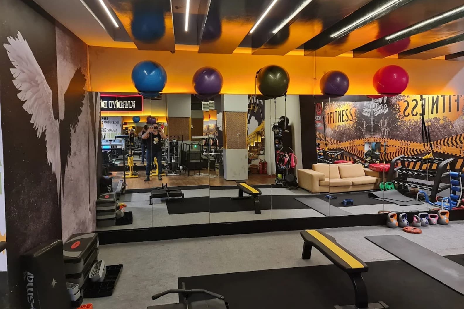 XLarge Gym