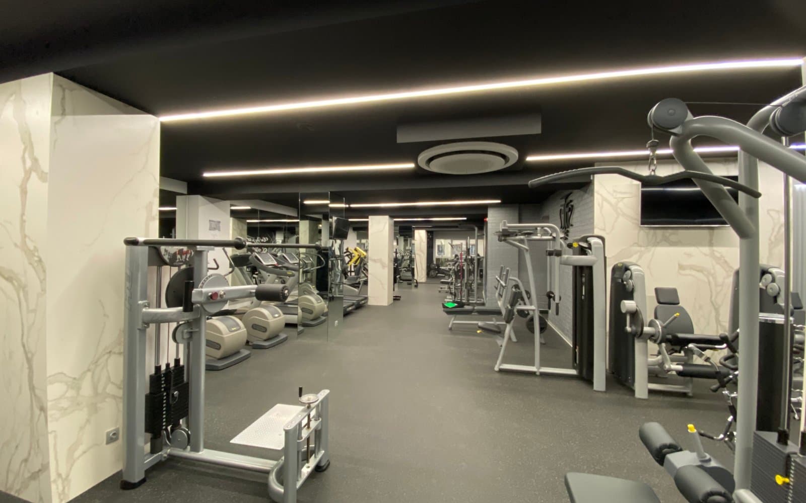 Cuzco Gym & Fitness