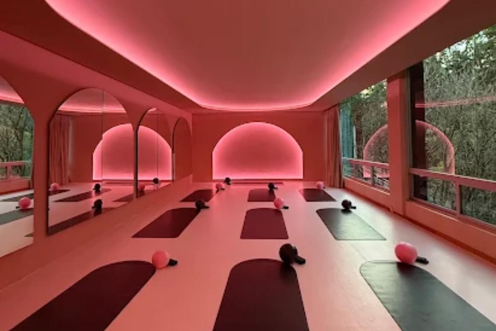 FIRA WELLNESS CLUB