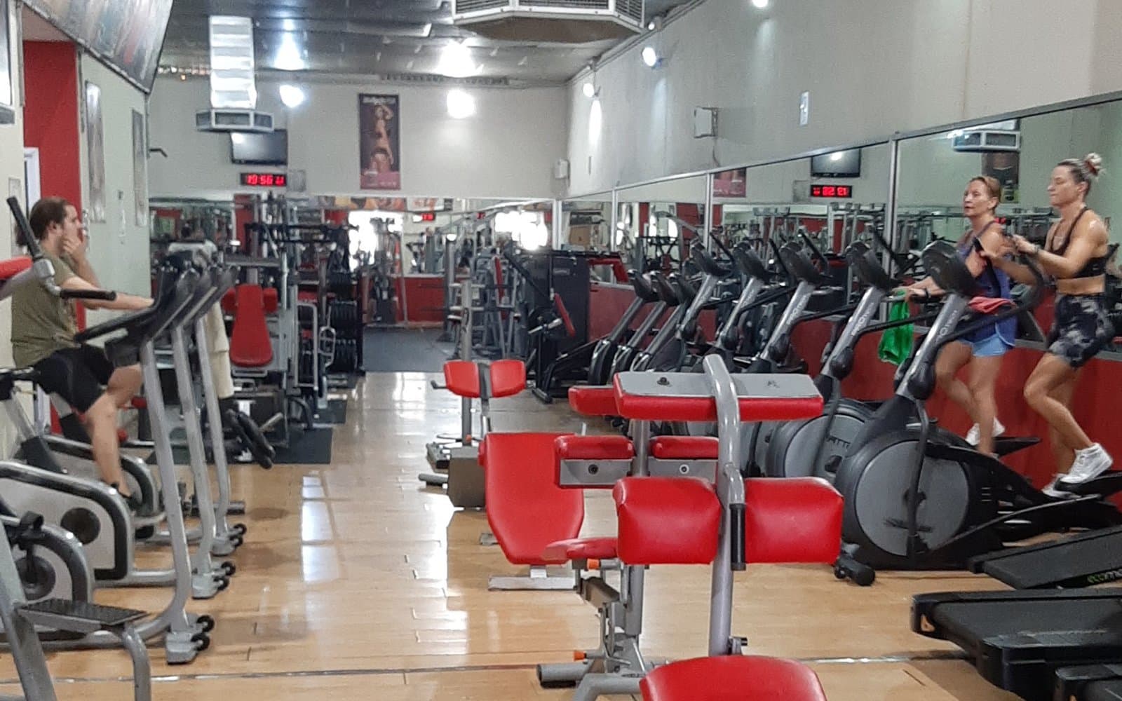 Black Gym Campanillas